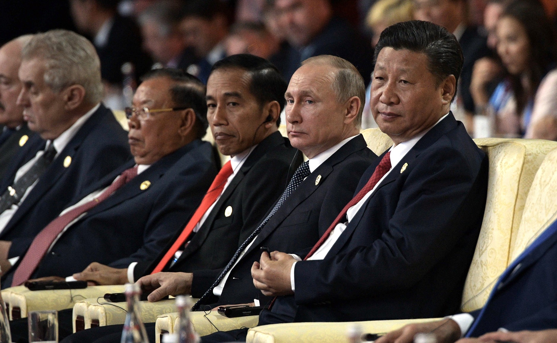 Arabia Saudită s-a înțeles cu China și Rusia. Ce lovitură uriașă pun la cale