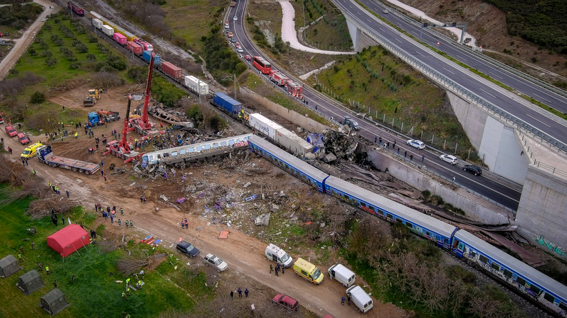 Accidentul feroviar din Grecia. Şeful de gară din Larisa, audiat peste şapte ore
