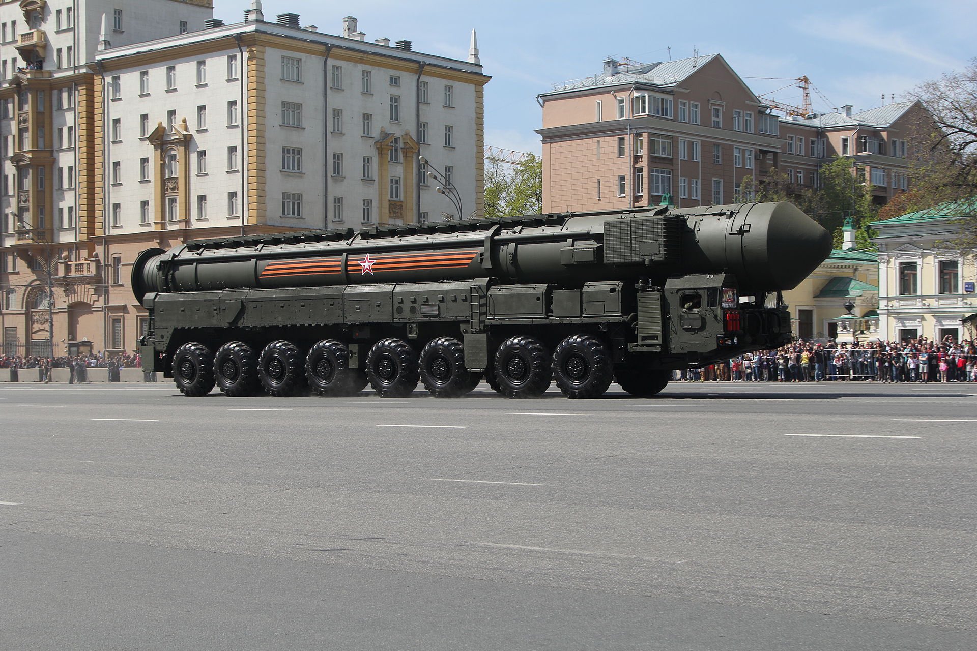 Rusia începe exerciţii cu rachete balistice intercontinentale Yars