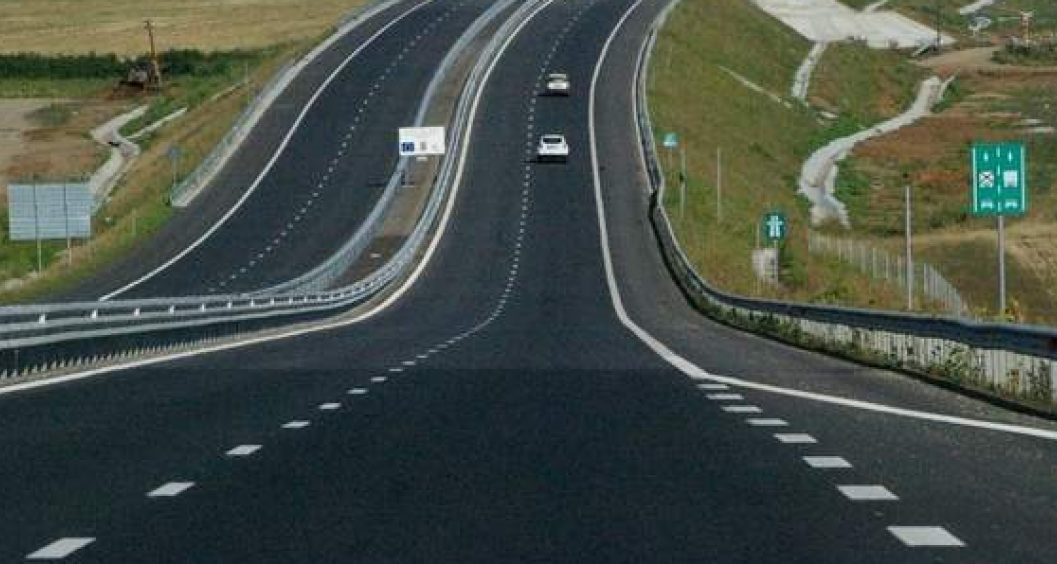 ”Ultimul lot al Autostrăzii A7, Bacău-Pașcani, are de astăzi Autorizație de construire!”