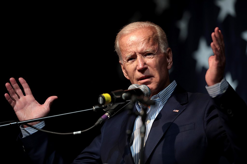 Joe Biden anunţă evacuarea personalului ambasadei americane din Sudan