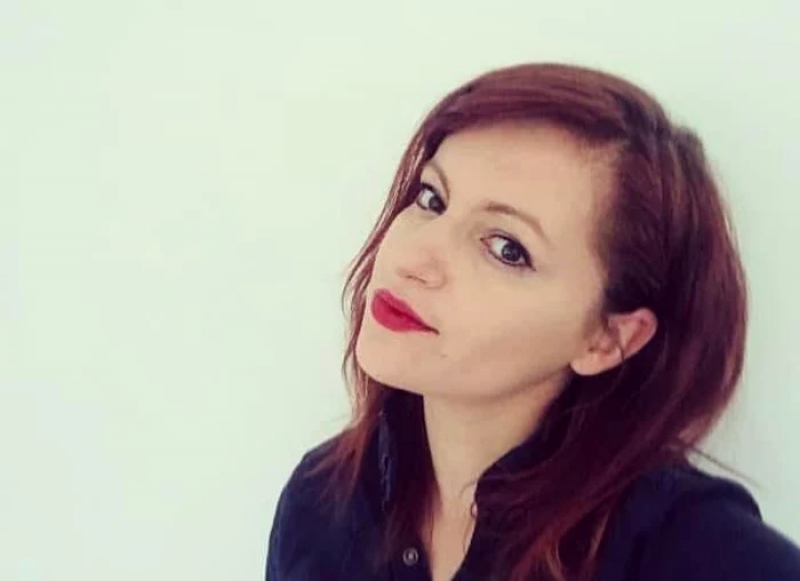 Zeci de redacții, asociații medicale, ONG-uri și personalități protestează contra `discursului urii` de la România TV, după moartea jurnalistei Iulia Marin