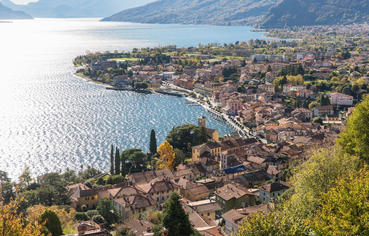 Cât costă o apă într-o stațiune de pe malul lacului Como. „Suntem în Como sau în Capri?”