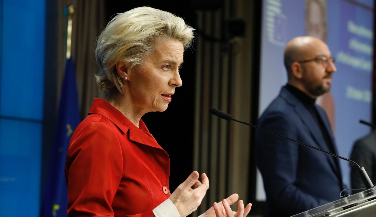 Măsurile pregătite de UE pentru a sprijini fermierii afectați de exportul cerealelor ucrainene. Ce răspuns a oferit Ursula von Der Leyen