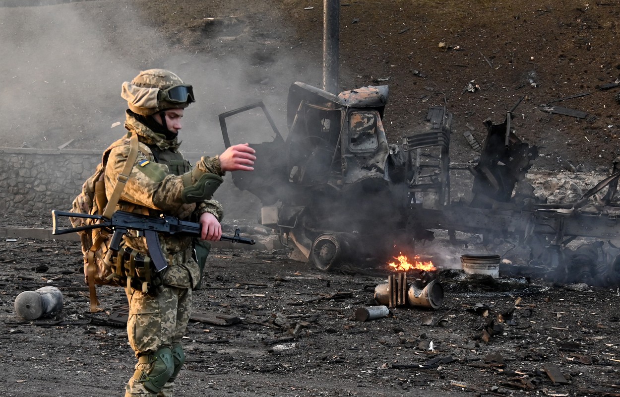 Război în Ucraina, ziua 415: Rușii continuă să bombardeze sudul și estul Ucrainei/AIEA: Siguranța centralei de la Zaporojie, pe muchie de cuțit