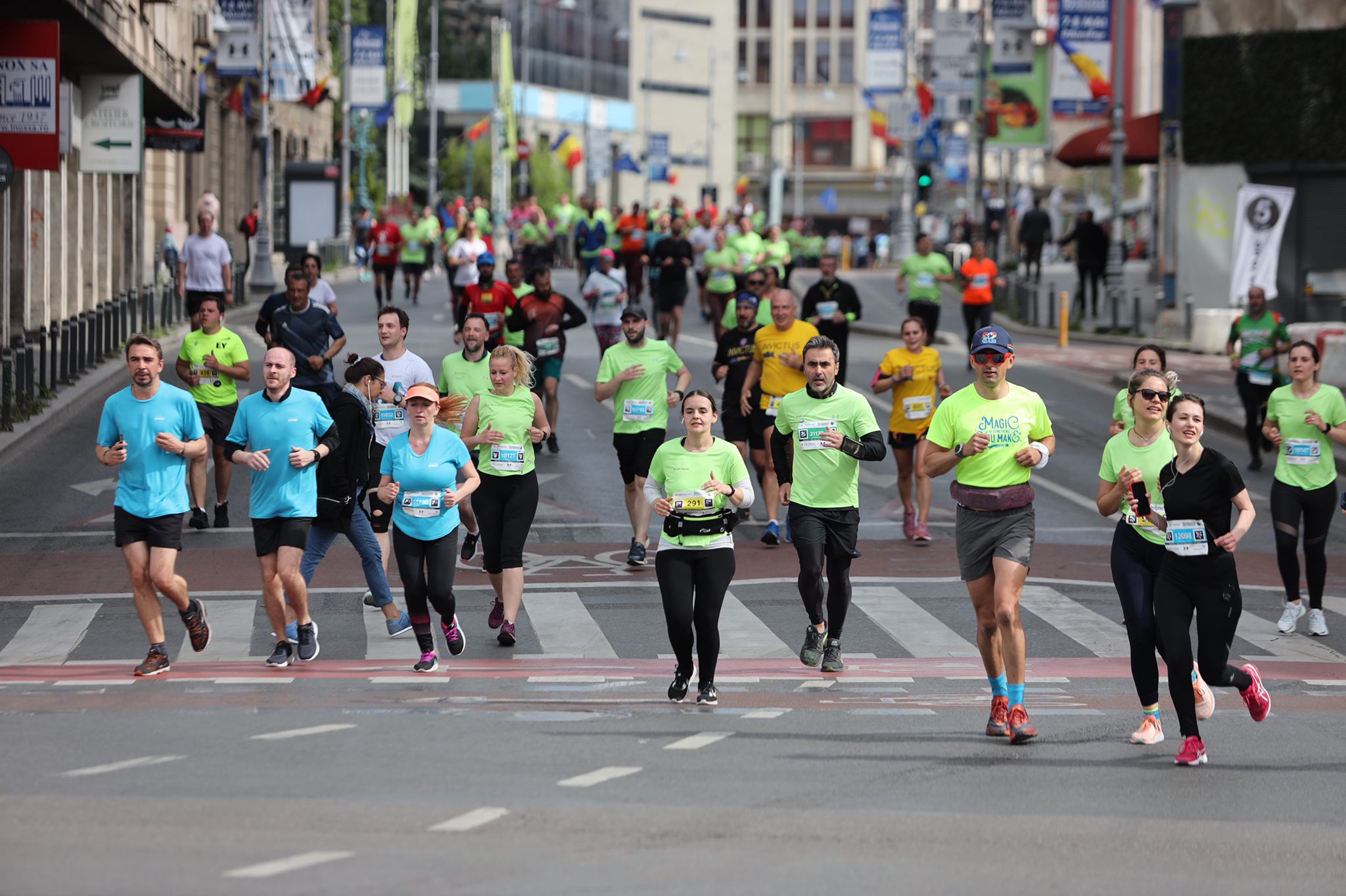Un bărbat care a terminat în mai puțin de 3 ore un MARATON de 42 de kilometri din Londra a murit „din senin”, în drum spre casă