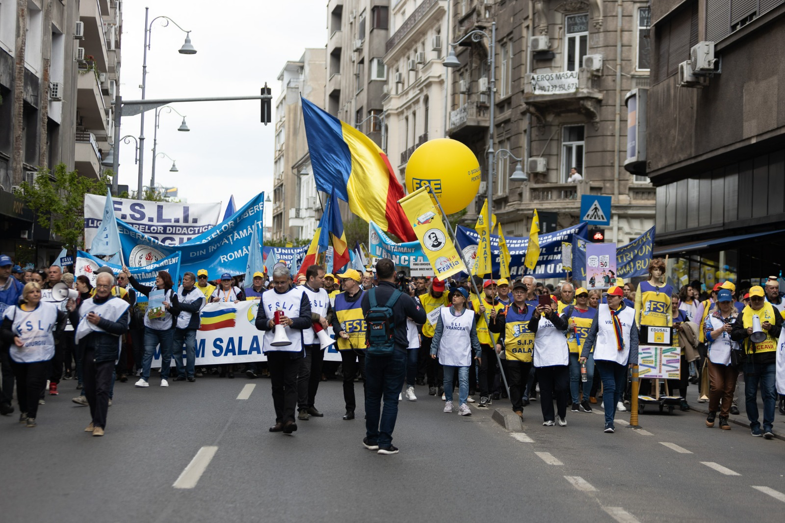 Ciolacu invită la calm sindicatele din educație. „Aș vrea o abordare responsabilă”