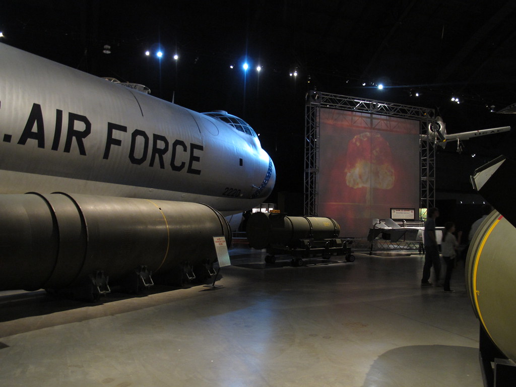 SUA dezvăluie ce arsenal nuclear dețin! Mesajul transmis Rusiei