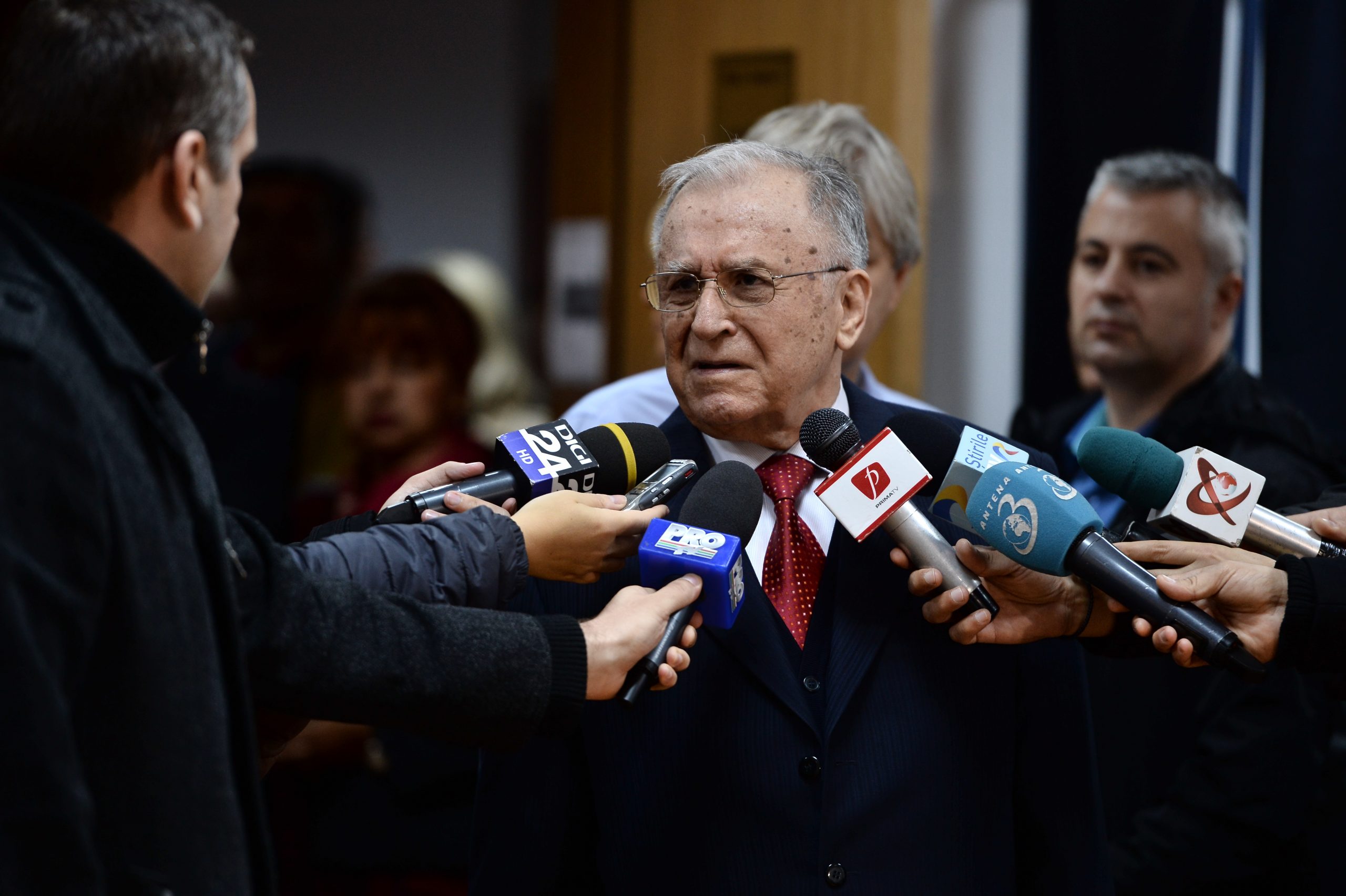 Ion Iliescu, mesaj după trei luni de absență