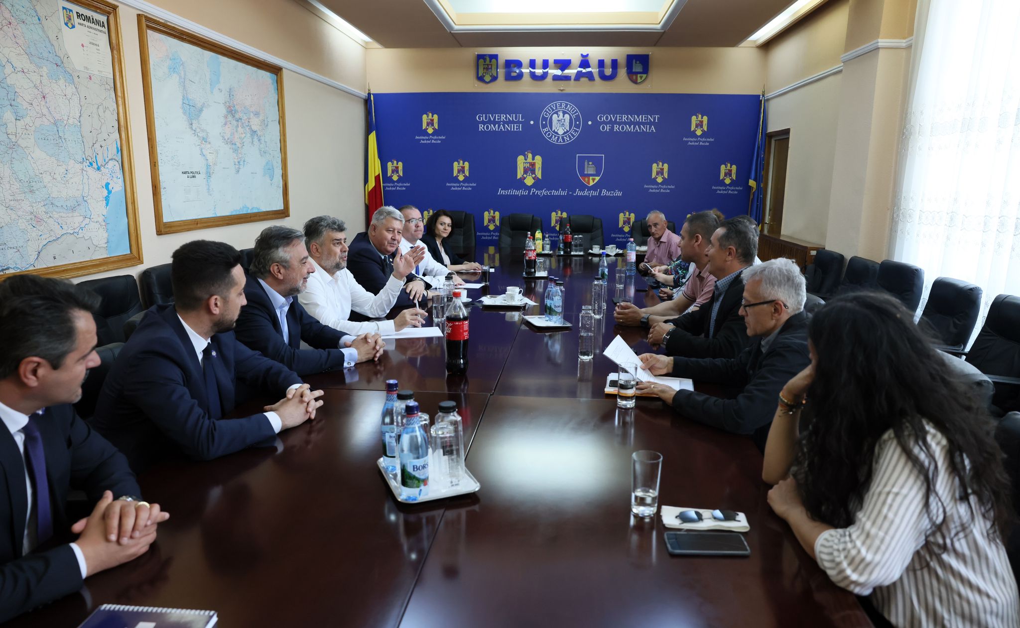 Marcel Ciolacu, întâlnire cu reprezentanții profesorilor, la Buzău