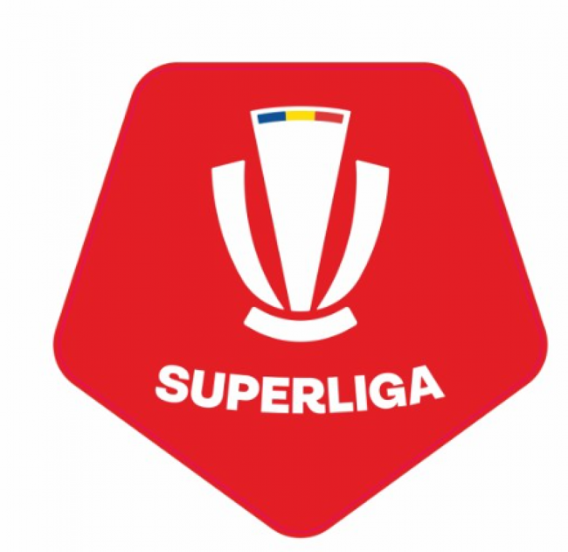 Superliga de fotbal. Trei partide se joacă în Duminica Floriilor