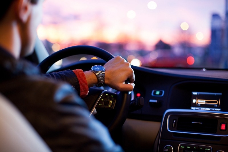 Toți șoferii sunt vizați! Dacă fac această greșeală în trafic riscă amenzi de până la 2.900 de lei