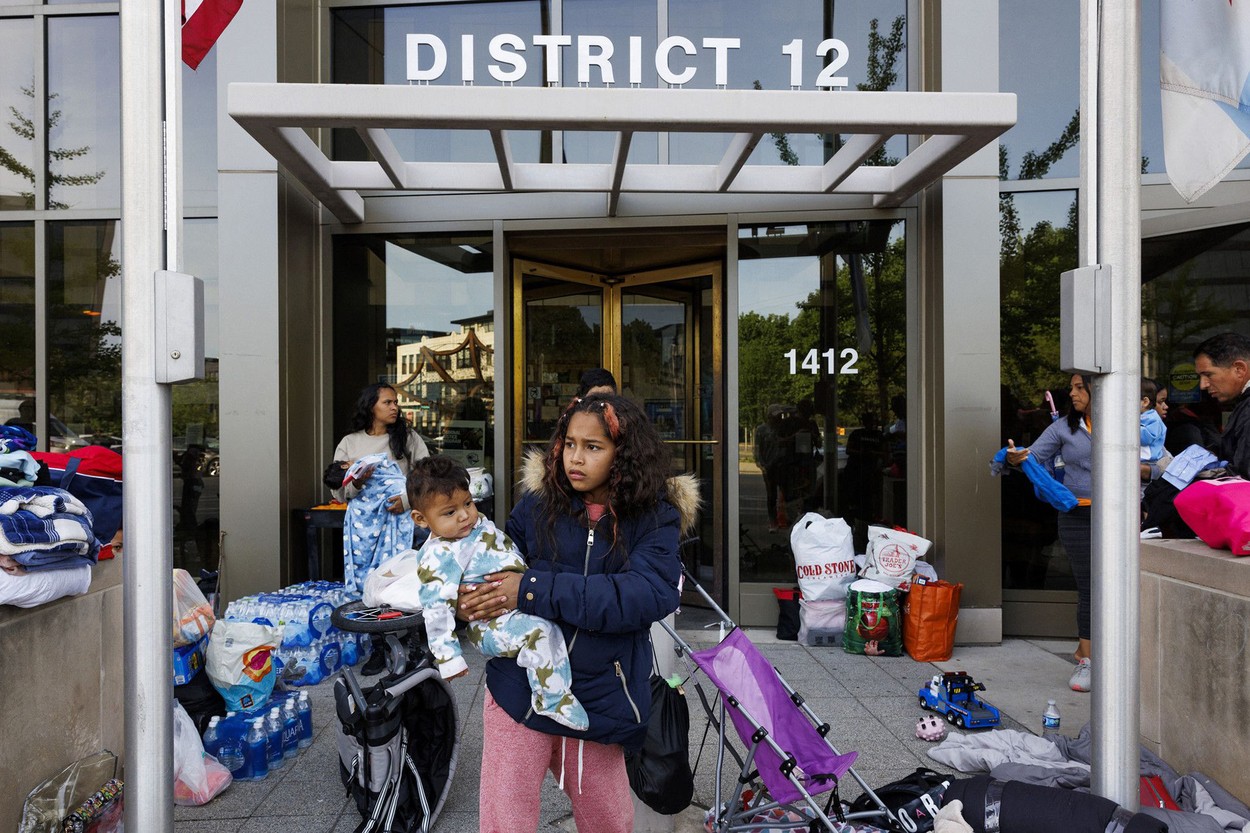 Orașul Chicago declară starea de urgență din cauza migranților