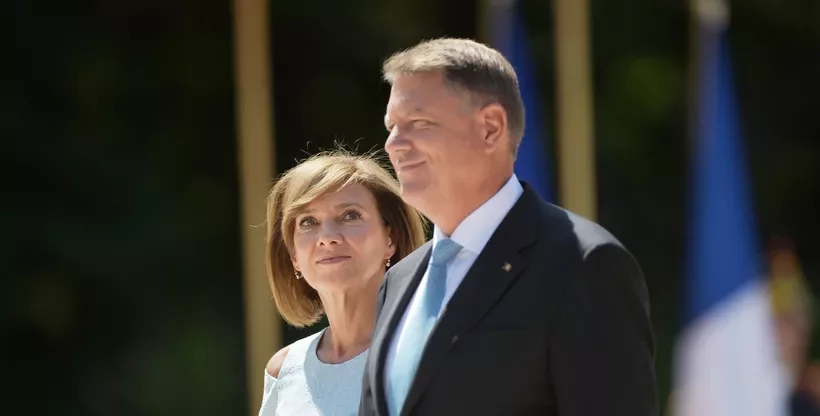 Klaus Iohannis și-a depus declarația de avere. Cu cât au crescut veniturile familiei prezidențiale și cât câștigă, de fapt, profesoara Carmen Iohannis