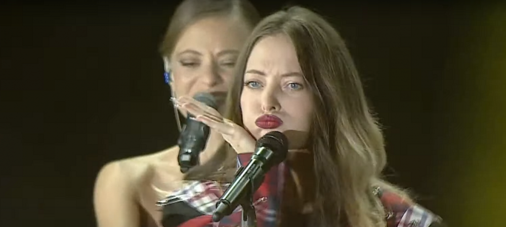 Delia a controversat publicul la centenarului Rapidului: „Ține cu Steaua! Să o aud cum zice: ‘Hai, Rapid!’” Însă l-a cucerit pe final