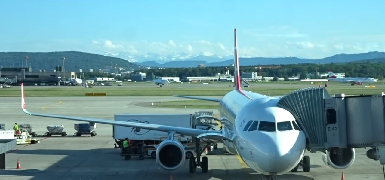 IndiGo a comandat 500 de avioane Airbus A320. Cât va plăti transportatorul aerian