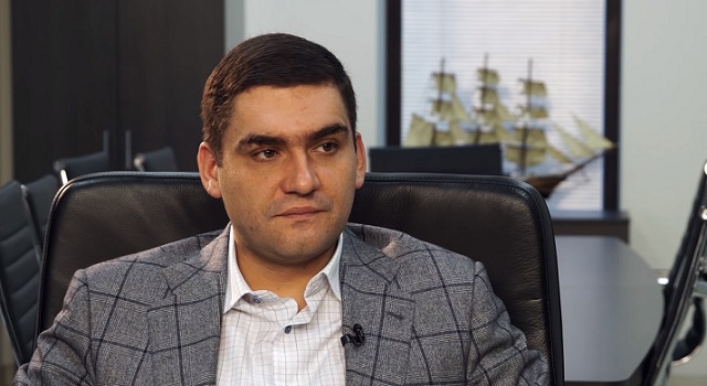 Șeful celei mai mari companii din domeniul IT din Rusia a murit. Anton Cherepennikov a fost găsit mort în biroul său