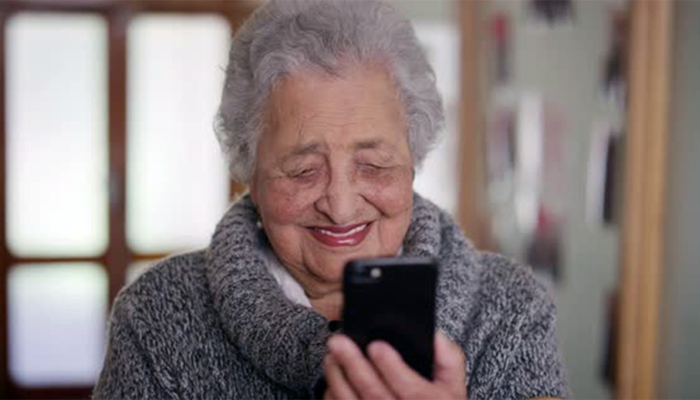 Anunțată că a primit moștenire o sumă uriașă de bani de la un pensionar pe nume George, Anna a crezut că e o escrocherie. Cine era George
