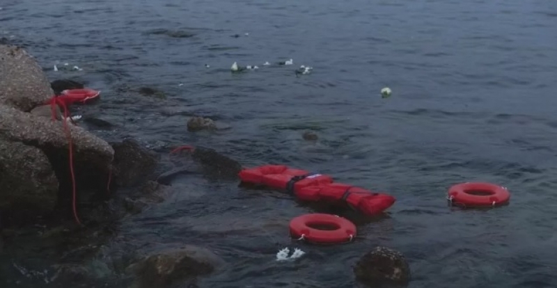 Incredibil! Poliția de coastă ar fi scufundat vasul cu migranți din apele Greciei- Acuzele vin din partea supraviețuitorilor
