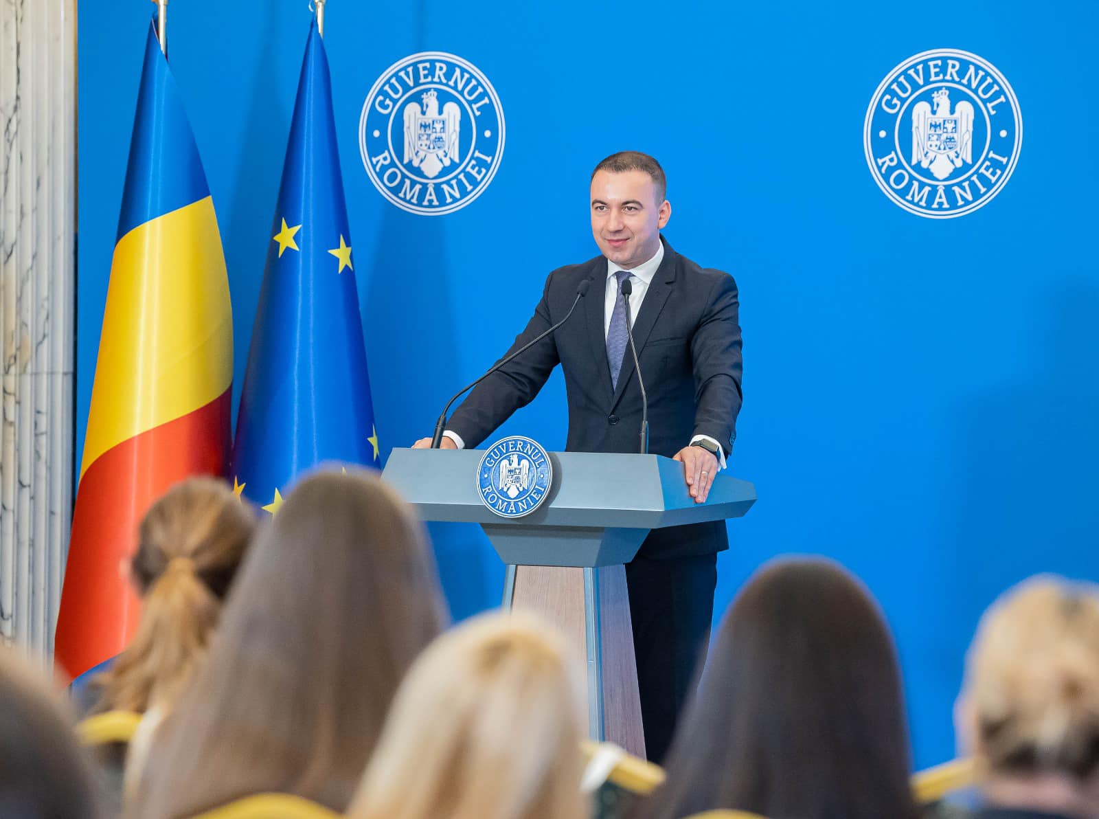 Bogdan Ivan s-a întâlnit cu tinerii români de pretutindeni și susține că noua generație este cea care va schimba România