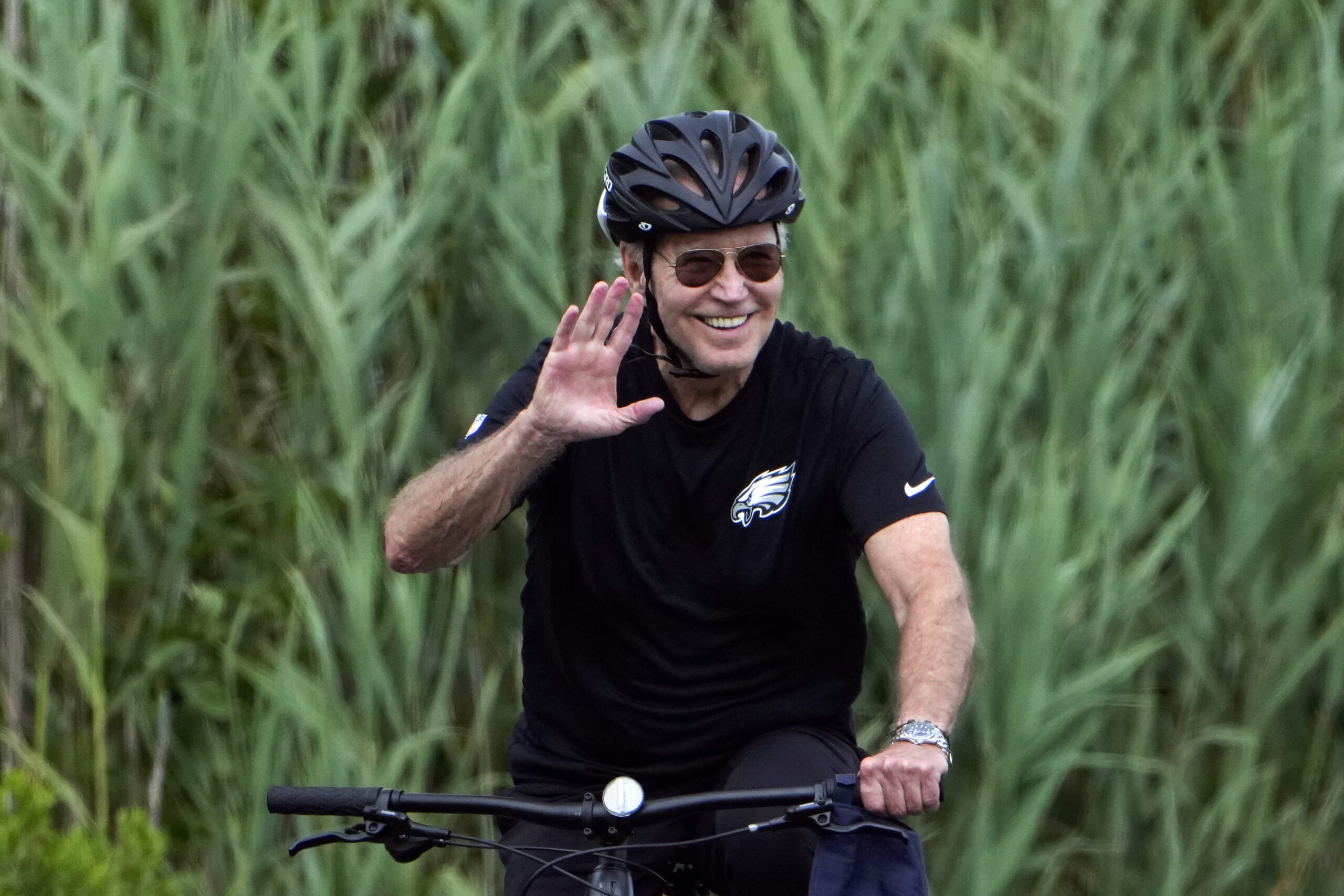 Liderul planetei e la plajă. Joe Biden și-a început vacanța de 10 zile în Delaware. Biden a stat aproape jumătate din mandat în vacanță