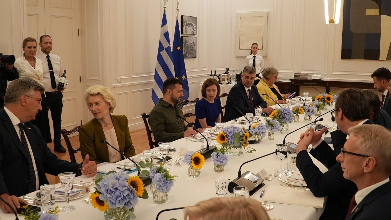 Marcel Ciolacu a cinat cu Zelenski, Von der Leyen și Vučić, la Atena. Premierul a fost la summitul Ucraina-Balcani