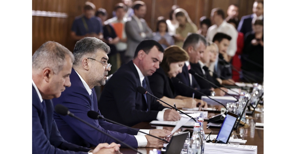 Premierul Marcel Ciolacu îi dă „mână liberă” lui Predoiu să facă „curățenie” la Interne. Guvernul dă bani pentru achiziția de DrugTest