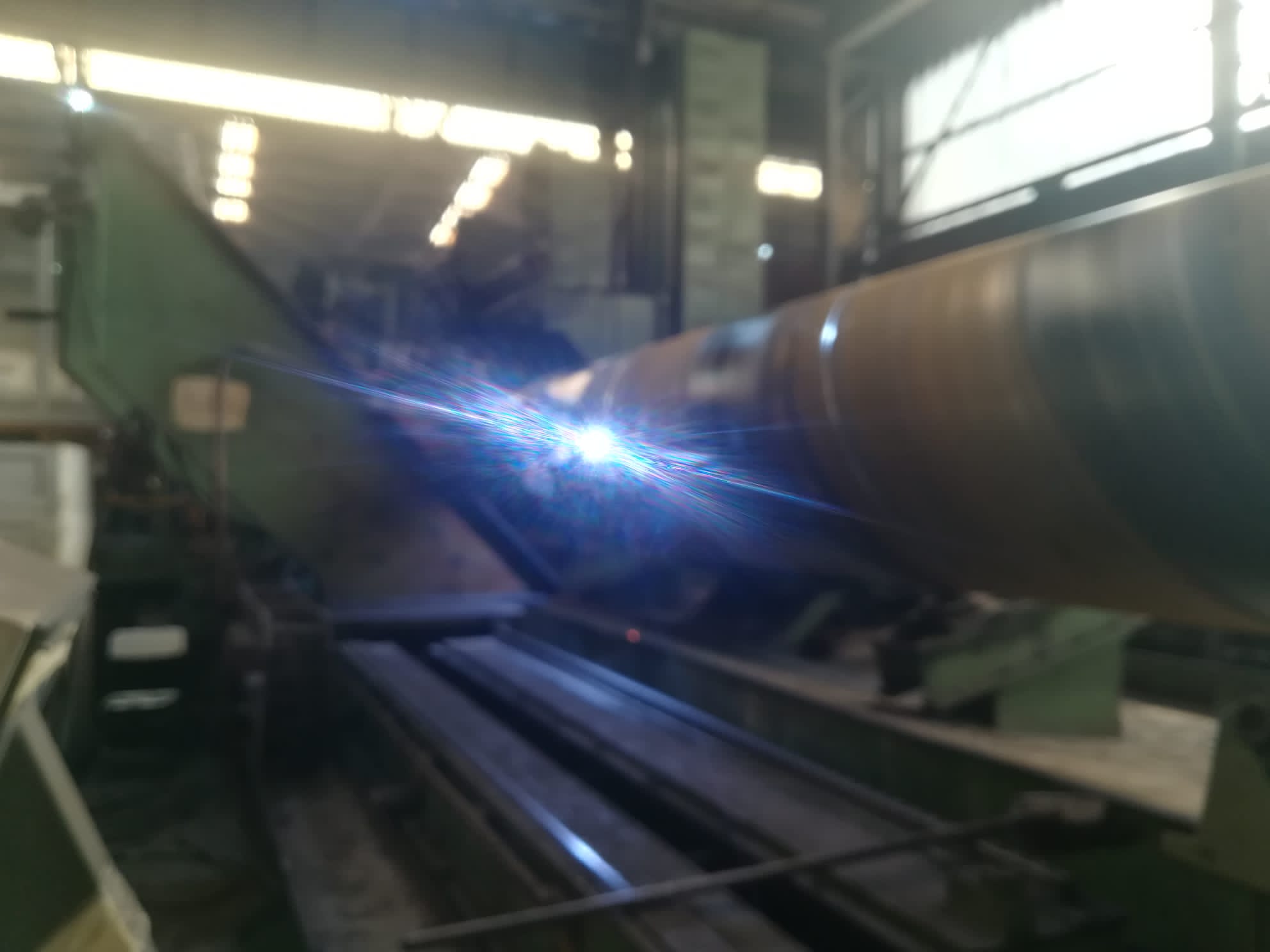 Primele țevi pentru gazoductul Tuzla – Podișor, de peste 300 km, au fost turnate în Turcia. O echipă Transgaz verifică permanent producția