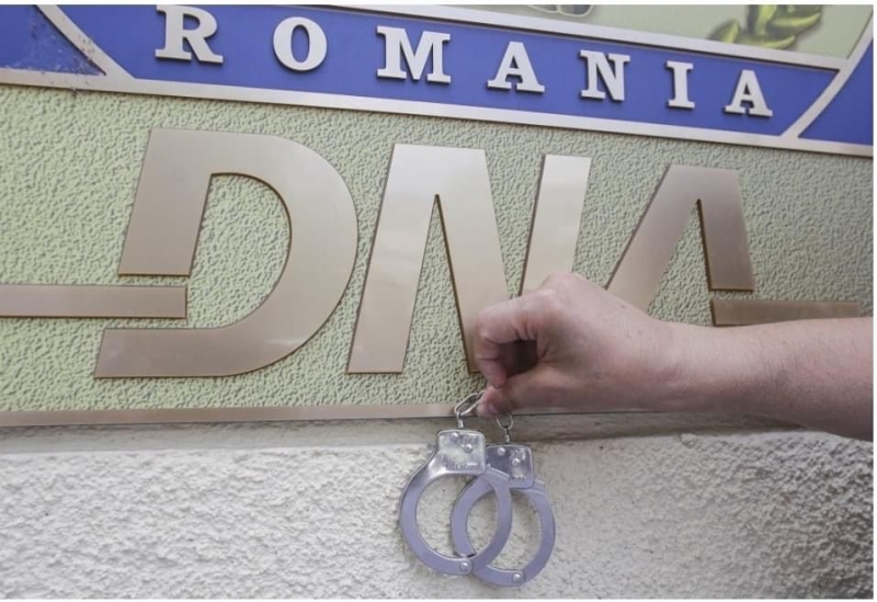 Șeful Gărzii de Mediu Tulcea, reținut de procurorii DNA într-un dosar de luare de mită