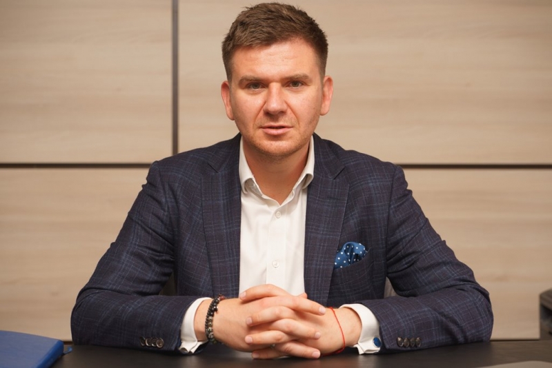 Crypto regulation is the trend. Meanwhile, we invest in education