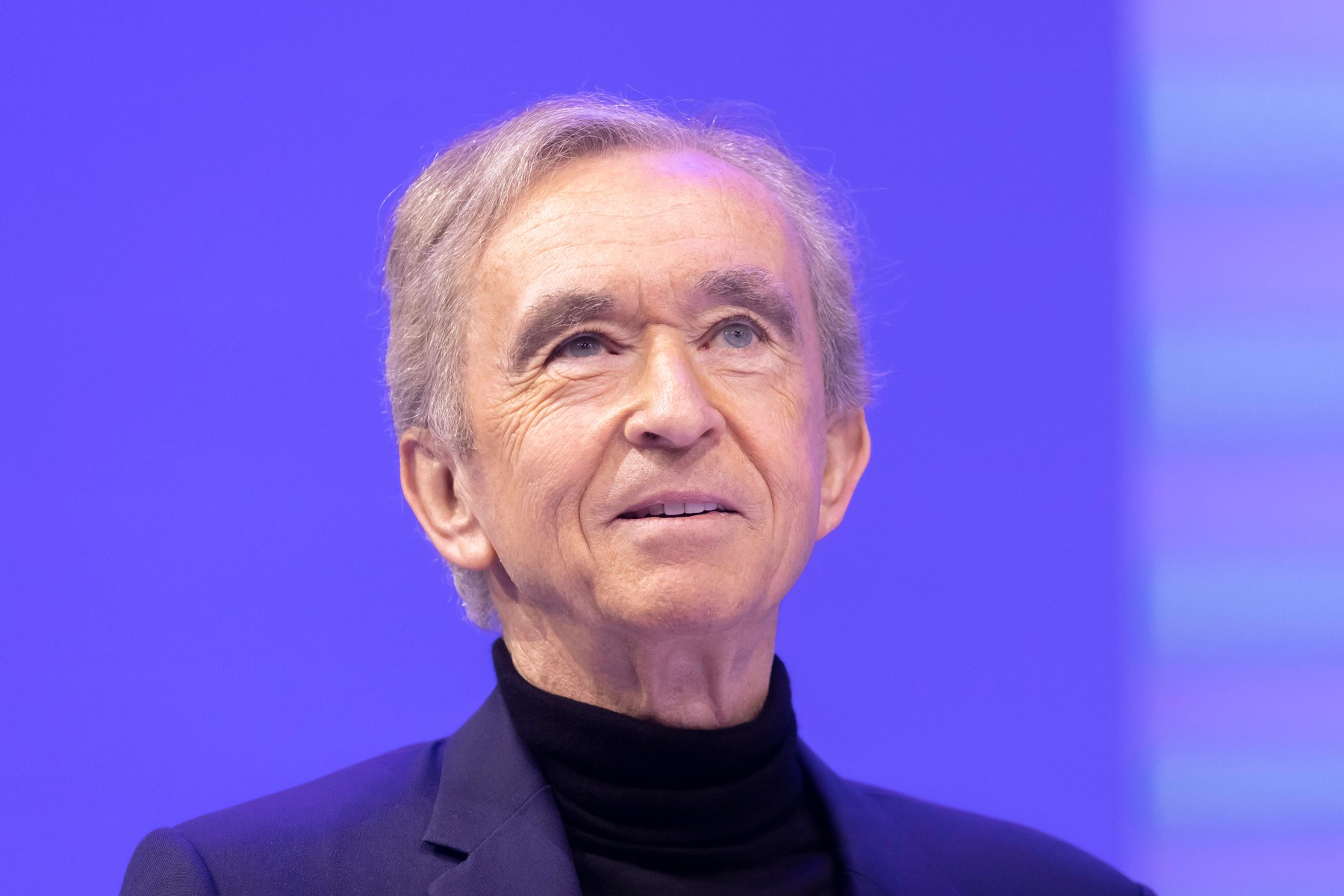 Magnatul francez Bernard Arnault, investigat din cauza afacerilor cu un oligarh rus