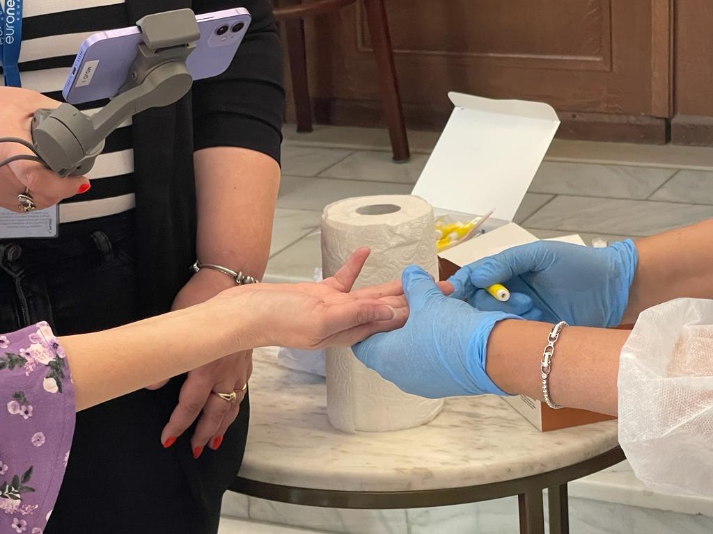 Strigăt disperat al bolnavilor de hepatită D. Cer acces la tratamentul compensat care le poate salva viața