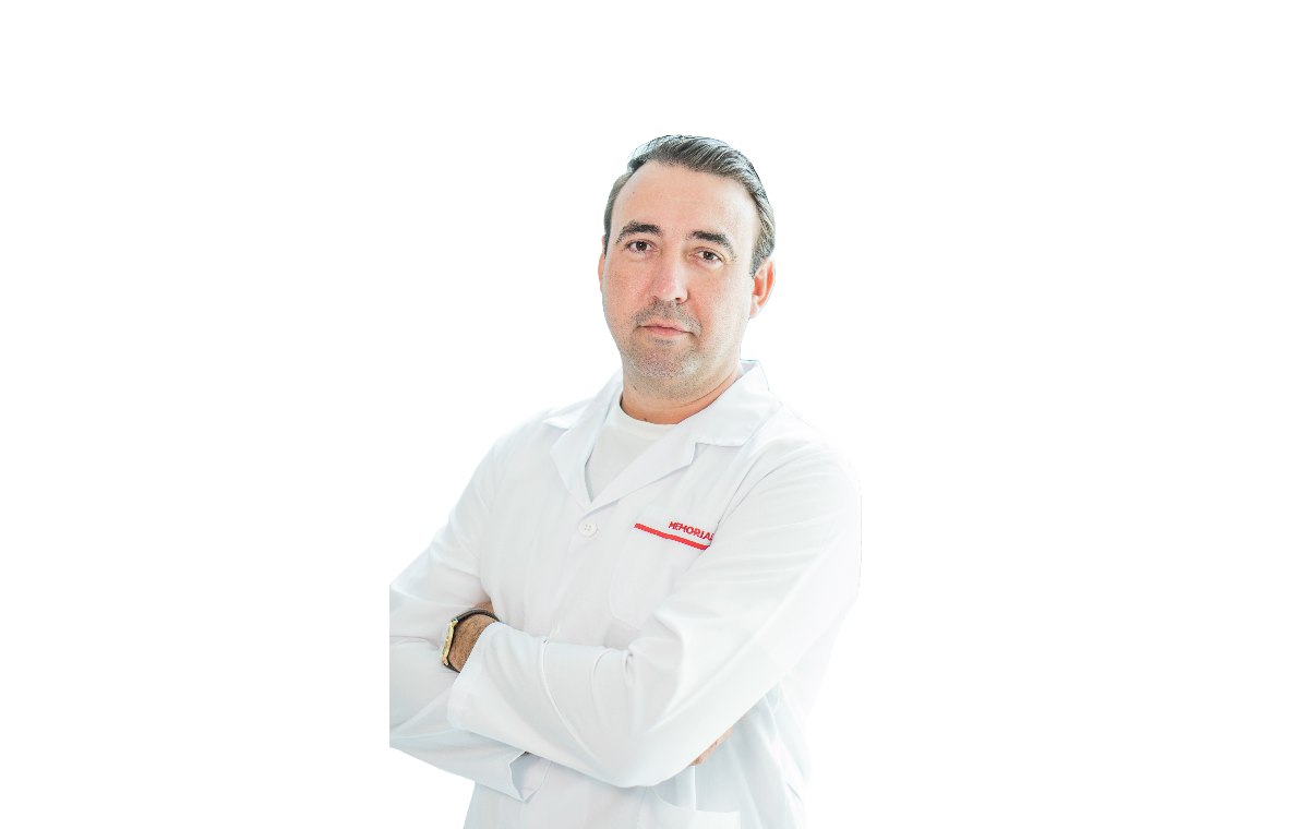 Sângele în urină! Investigații, diagnostic și tratamentul în hematurie explicate de Dr Vlad Olaru, medic primar urolog