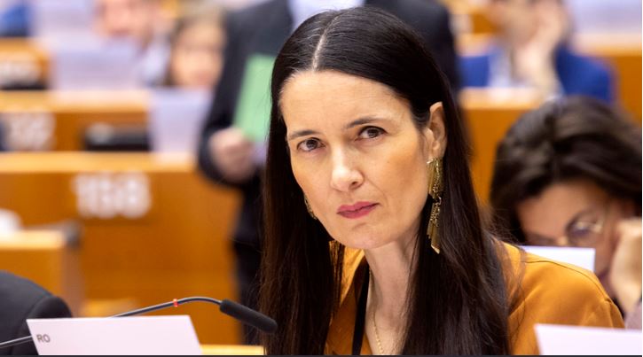 „Am fost prinsă în FLAGRANT de radarul poliției”