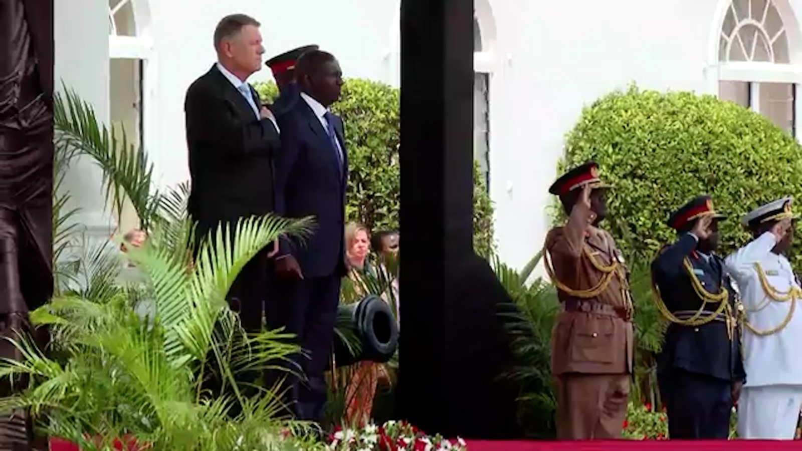 Insolit/Inedit. “Deșteaptă-te Române”, în varianta africană. Cum i-au cântat Imnul României kenyenii lui Iohannis