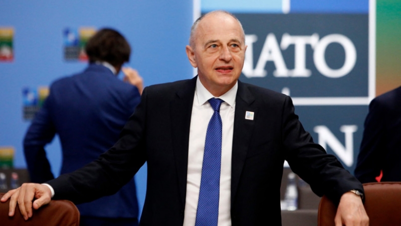 Mircea Geoană, lovitură de imagine peste hotare. S-a prezentat ca singurul salvator pentru români