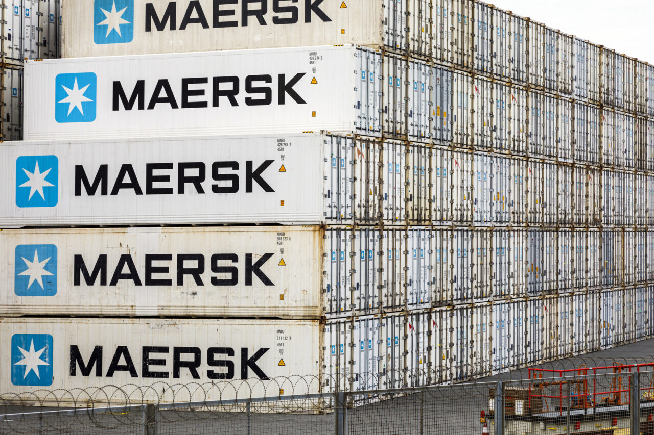 Grupul maritim Maersk renunță la 10.000 de angajați, în contextul încetinirii comerțului internațional probabil până în 2026