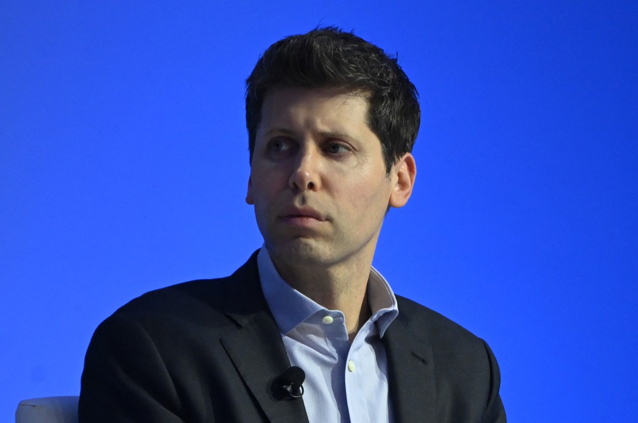 Sam Altman, demis din funcţia de director general al OpenAI