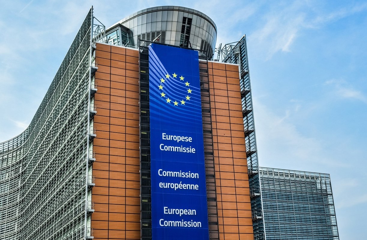 UE finanțează noi rezerve strategice pentru urgențe medicale. Cât primește România