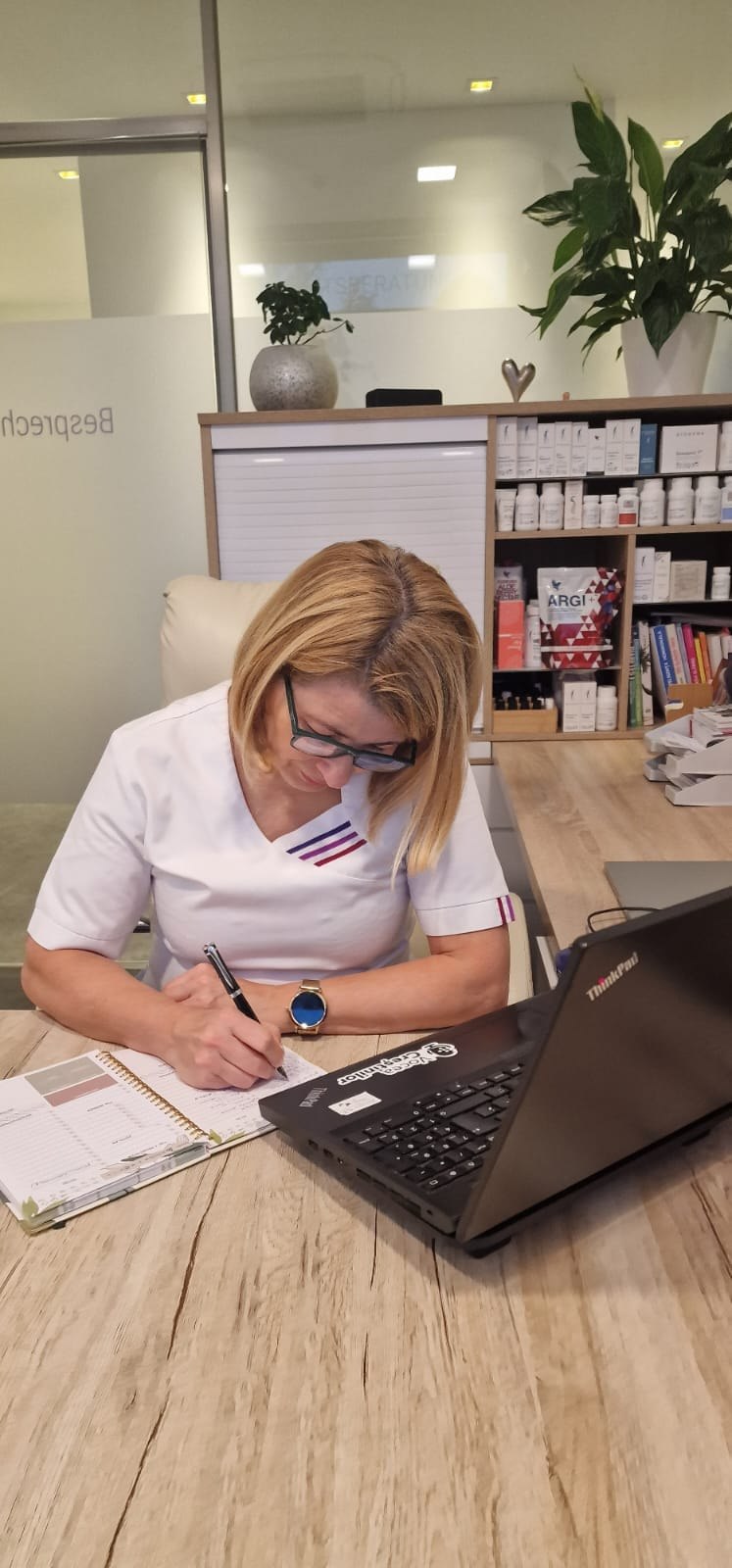 Zincul, responsabil de hormonul fericirii. Se găsește în alimente, nu doar în suplimente. Care este doza zilnică recomandată