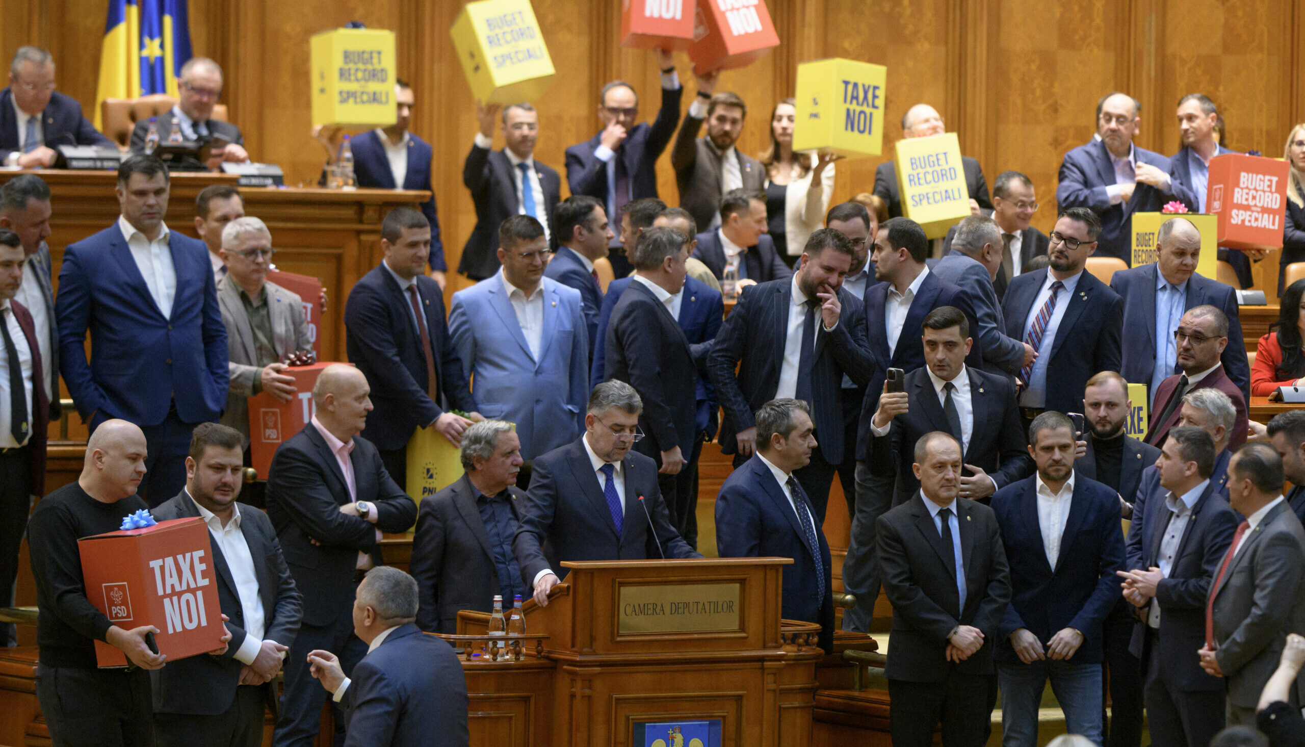 Scandalul din Parlament cere noi reguli / Alfred Simonis: Ar trebui să avem un serviciu de securitate / Simion: Acest limbaj radical e pe măsura lor