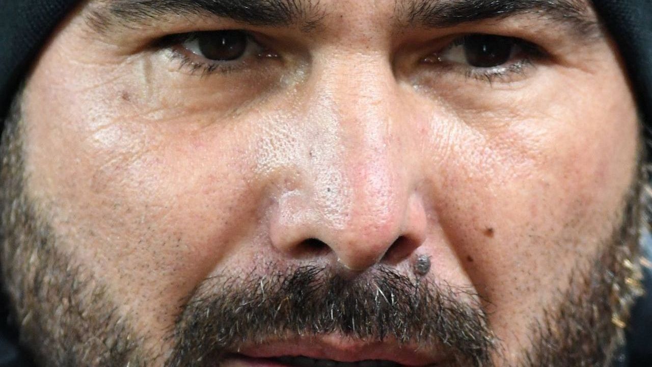 Iartă-i, Adi! Habar n-au ce-au făcut