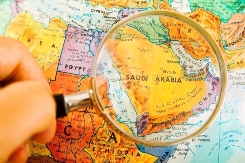 Situația se complică rău de tot în Marea Roșie. Houthi a atacat cu drone 2 petroliere. Americanii au trimis nave de război în zonă