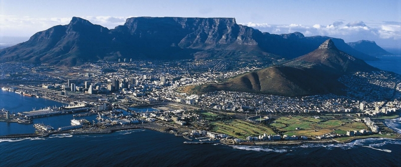 o mulțime de oameni au atacat 7 presupuși criminali și i-au ars de vii