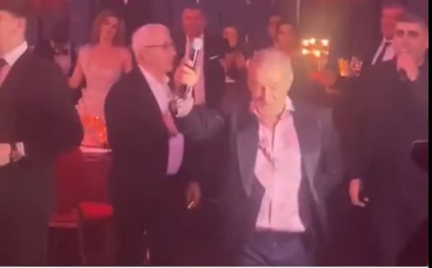„Puţin spectacol!” Gigi Becali a reacționat imediat când l-a văzut pe Florinel Coman la cununia lui Ianis Hagi