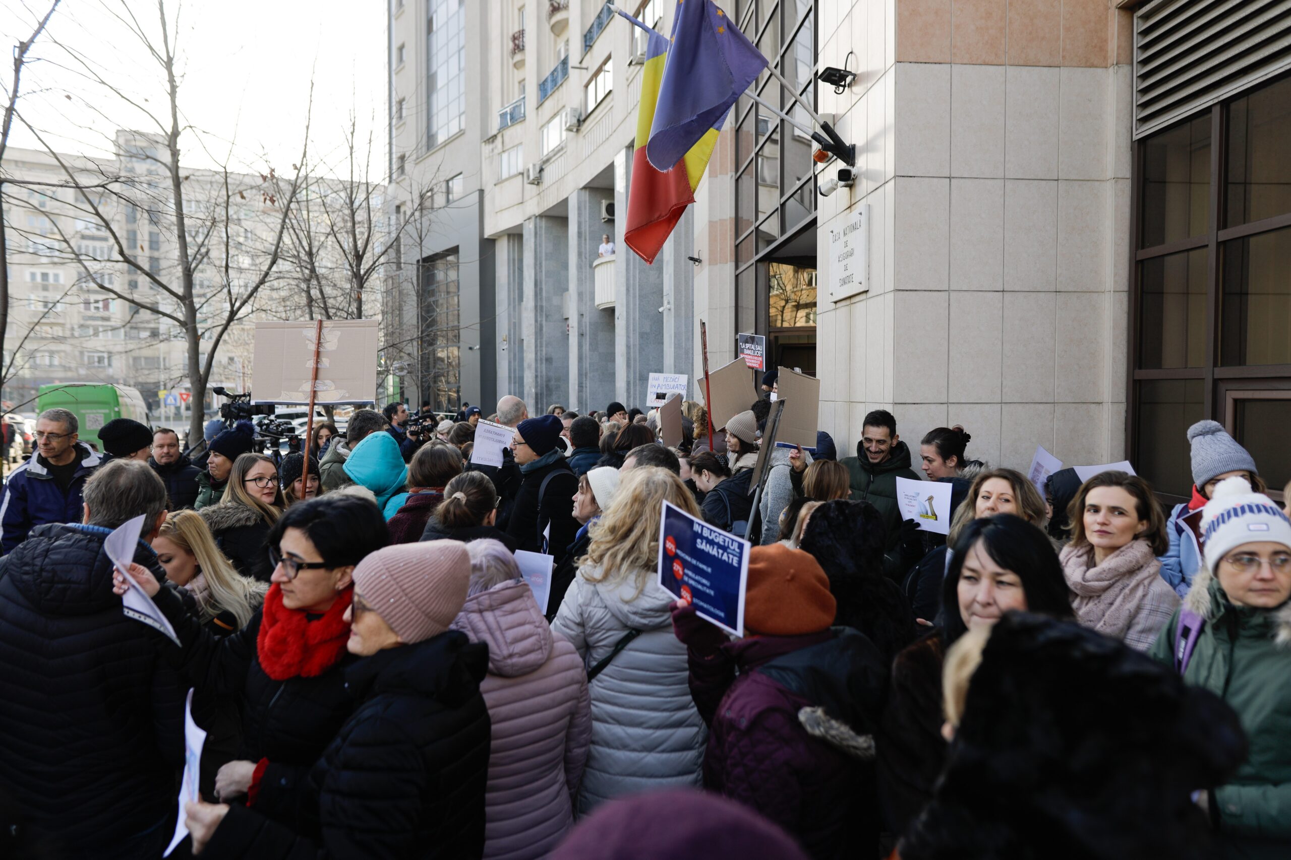 Medicii de familie ar putea suspenda protestele până la vară