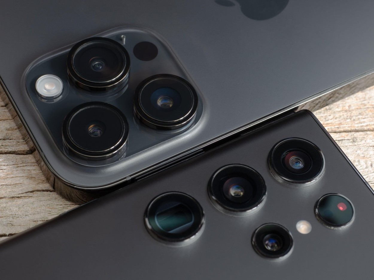 Samsung a mușcat din „felia de plăcintă” a Apple în 2023