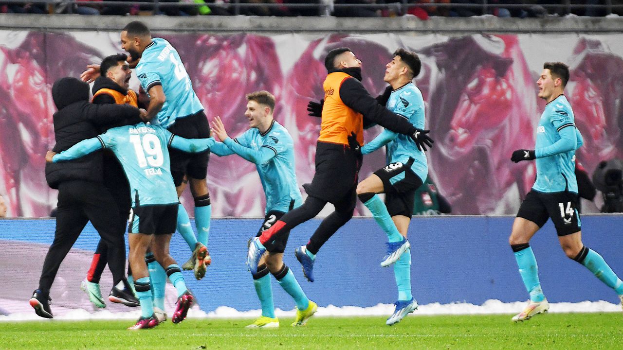 Minunea Bayer Leverkusen continuă în Bundesliga după un meci absolut nebun în ultima etapă!
