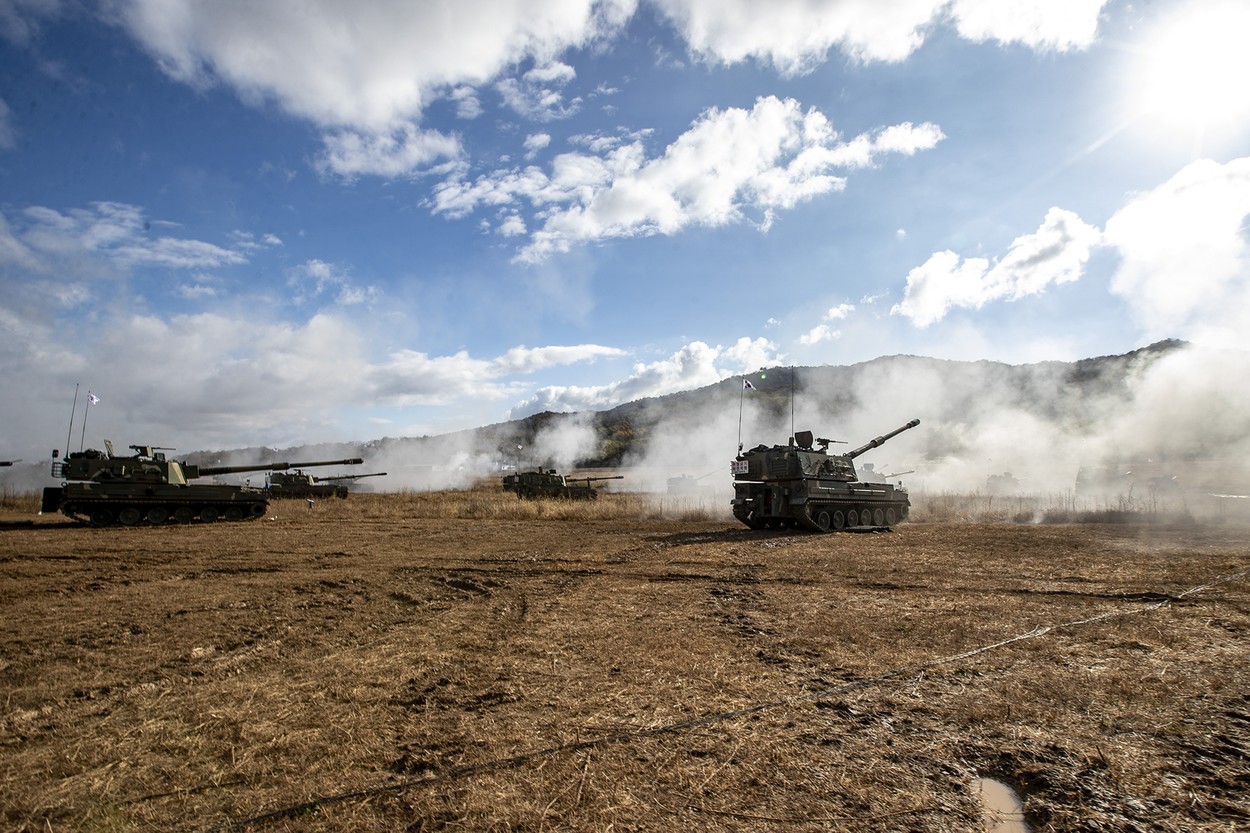 VIDEO Incidente militare între Coreea de Nord și Coreea de Sud/Phenianul a lansat obuze, ca ripostă la exerciții ale forțelor sud-coreene și americane
