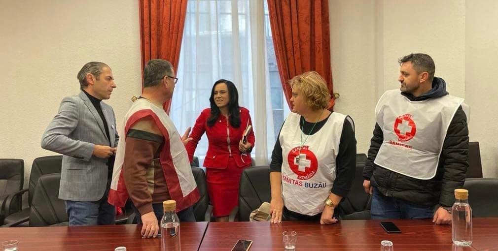 Sindicaliştii Sanitas au obţinut creşterea cu 15% a salariilor de bază, în două tranşe, martie şi iunie